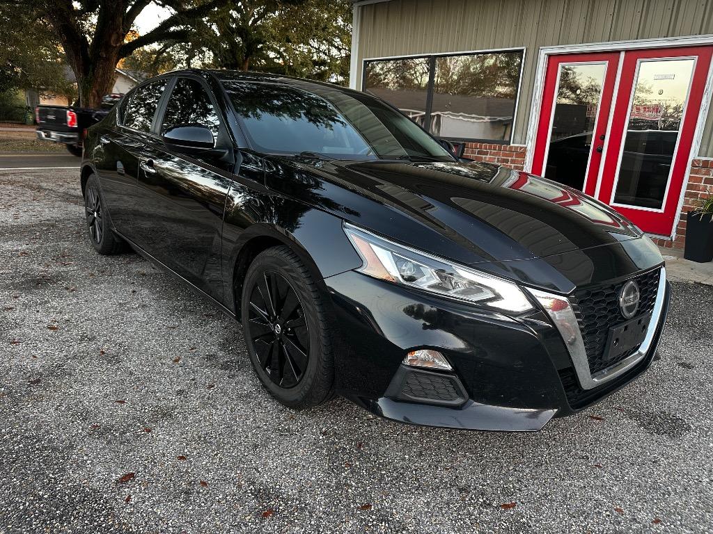 2021 Nissan Altima SV