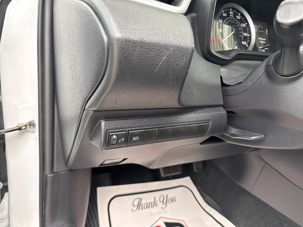2022 Toyota Corolla LE - Photo 10