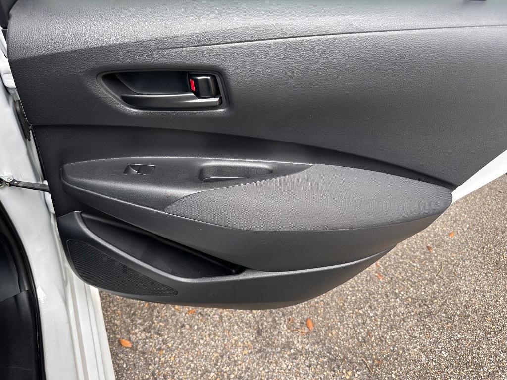2022 Toyota Corolla LE - Photo 23
