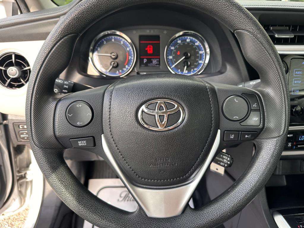 2019 Toyota Corolla LE - Photo 11