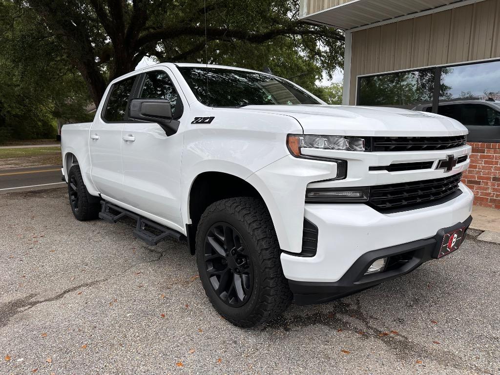 2020 Chevrolet Silverado 1500 RST 4X4 Crew Cab Short Box's photo