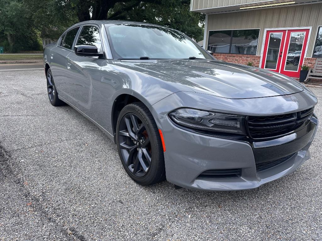 2019 Dodge Charger SXT's photo