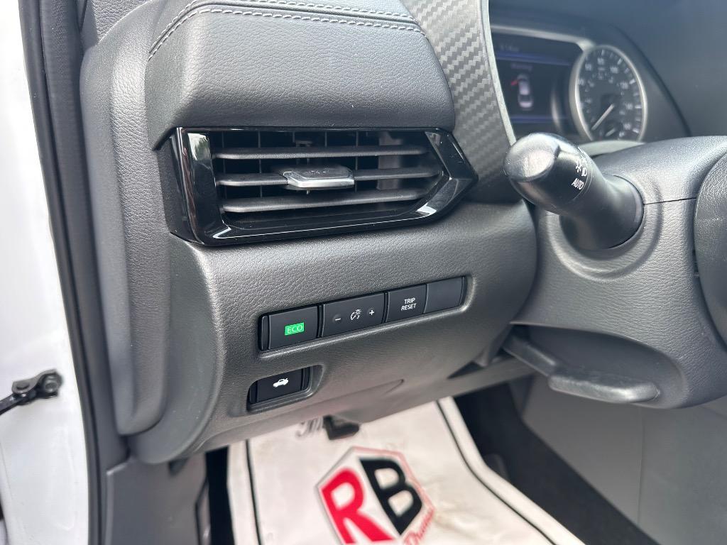 2023 Nissan Sentra SV - Photo 9