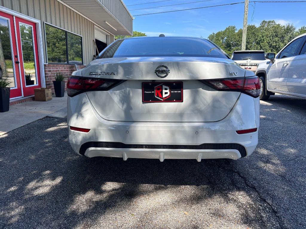 2023 Nissan Sentra SV - Photo 7