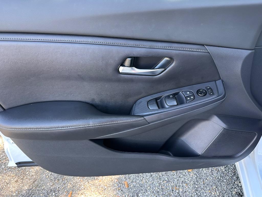 2023 Nissan Sentra SV - Photo 19