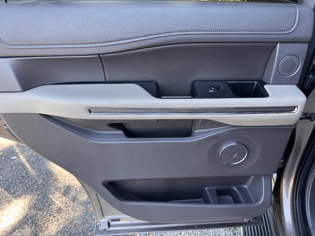 2019 Ford Expedition XLT - Photo 25