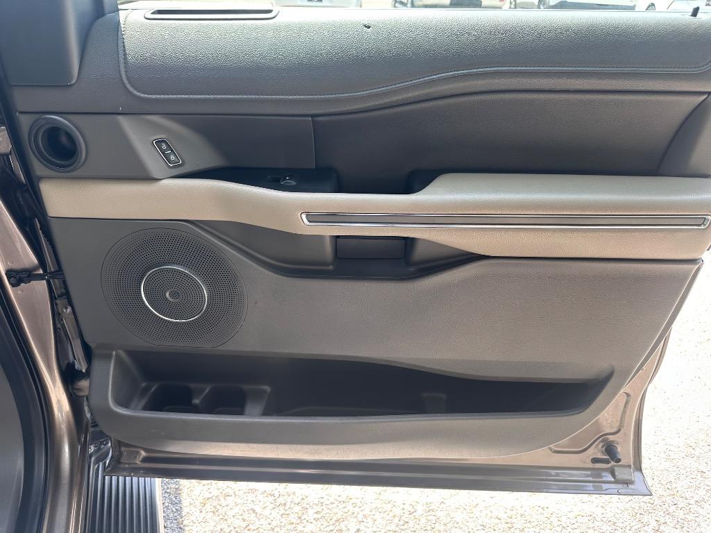 2019 Ford Expedition XLT - Photo 21