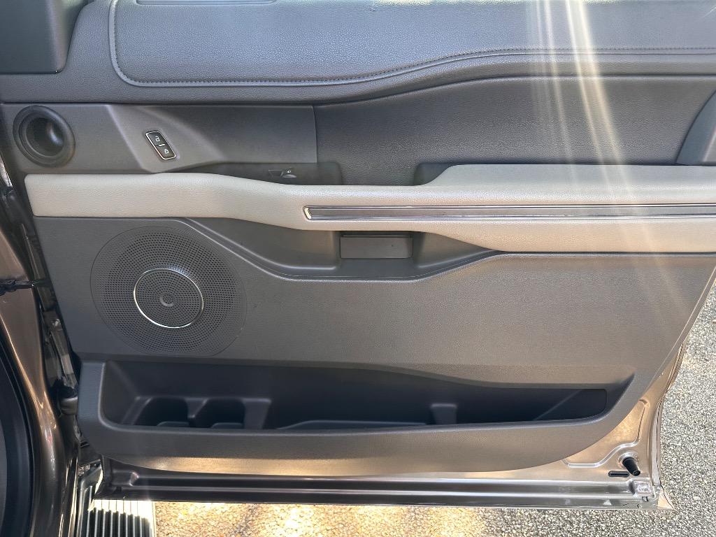 2019 Ford Expedition XLT - Photo 21